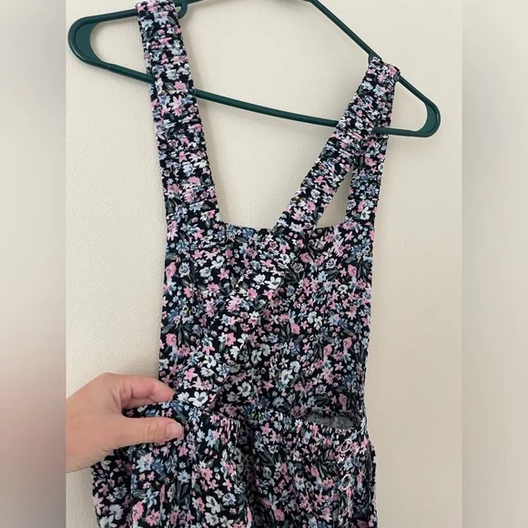 Zara Floral Criss Cross Overalls - Picture 11 of 12